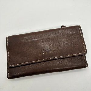 Fossil Brown Leather Pebbled Tri Fold Wallet